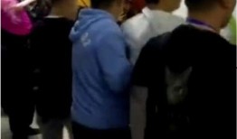 小杨和老婆爆料了视频,揭秘背后惊人真相