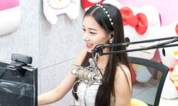 小李爆料刘辣椒视频在线观看,刘辣椒视频在线观看，精彩瞬间不容错过！